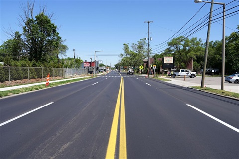 A photo of Riverview Drive after paving